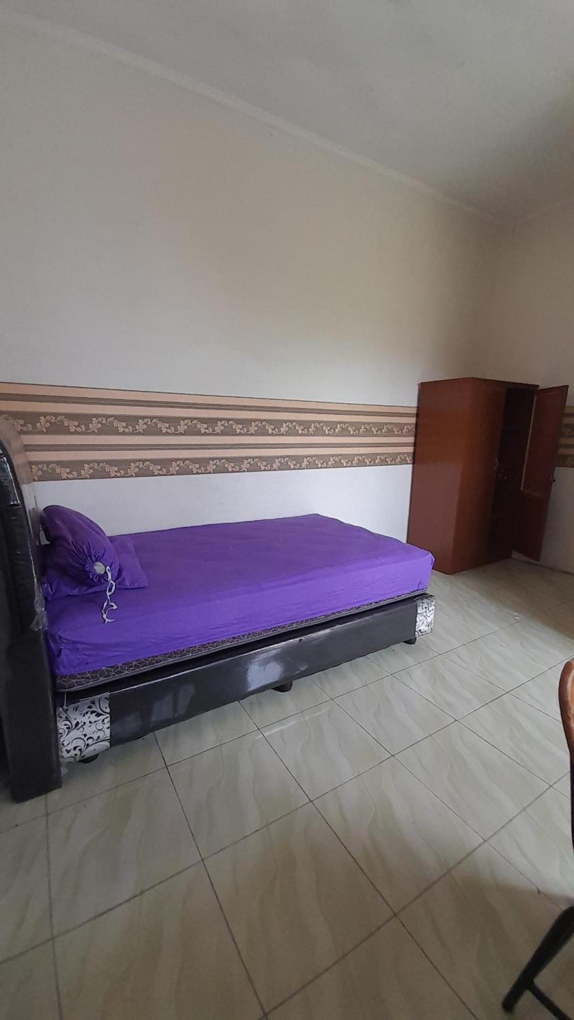 Hotel Spot On 92481 Modena Syariah Near Sd Negeri